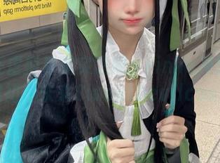 漫游在虚拟与现实之间：rinka冲田凛花呈现初音未来SweetDevilcos美图