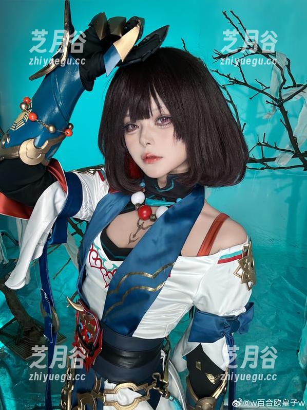w百合欧皇子w w百合欧皇子w女友写真精品原图更新,独特艺术风格让人耳目一新