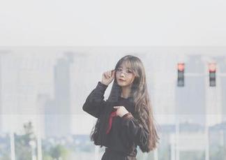 感受yuuhui玉汇的机车维修站，观看原图中蕴含的青春与梦想的交汇