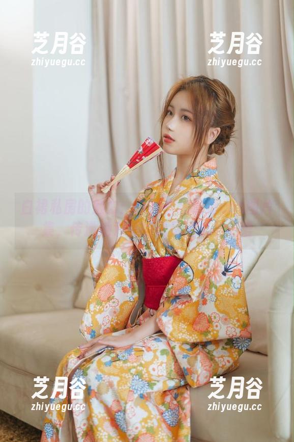 一北亦北 白裙私房的魅力:一北亦北最新cos图片集,传递她对美的无尽追求与热爱