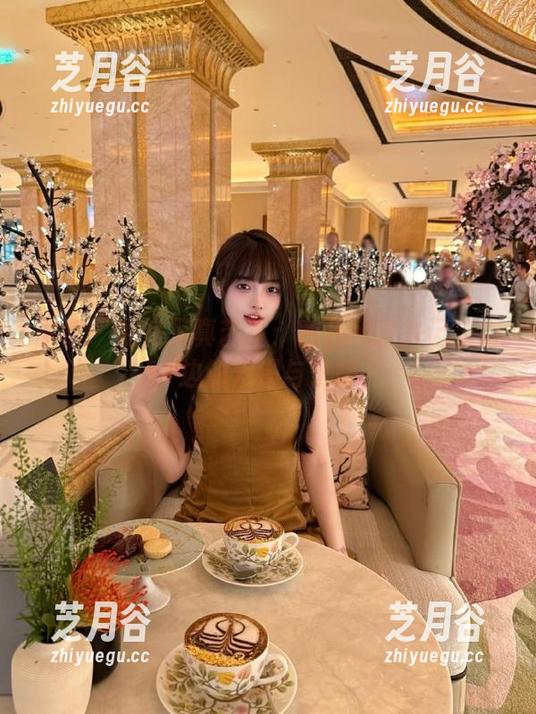丽柜-敏儿 丽柜 - 私房写真艺术:敏儿用镜头记录海边的浪漫与宁静
