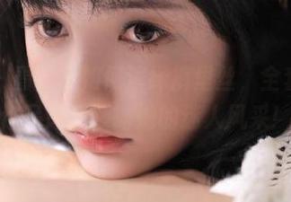 丽柜 – 看桃子如何演绎裤里丝，全套写真作品让你领略她的迷人风采！