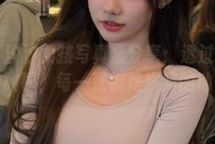 丽柜 – 汐汐女孩写真集分享：透过镜头感知她的故事，每一张都是岁月的动人见证
