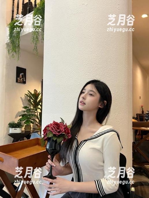 丽柜-韩雪 丽柜 - “韩雪学姐”写真作品大揭秘,分享时尚与自然的完美融合