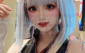 高清写真集：九九八吖通过修女角色展现深邃的情感与艺术性