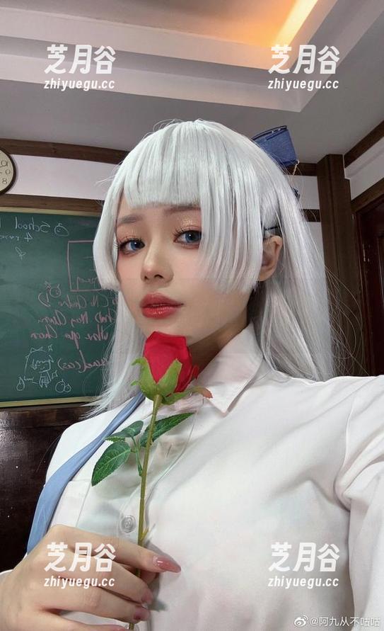 九言 “九言”与《约尔视频》联手推出福利图包,满足你的视觉需求!