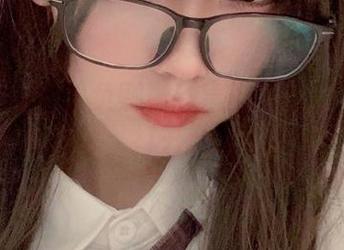 即刻下载你的负卿最新穹妹兔女郎室内图册，免费下载，打开全新的视觉之旅！