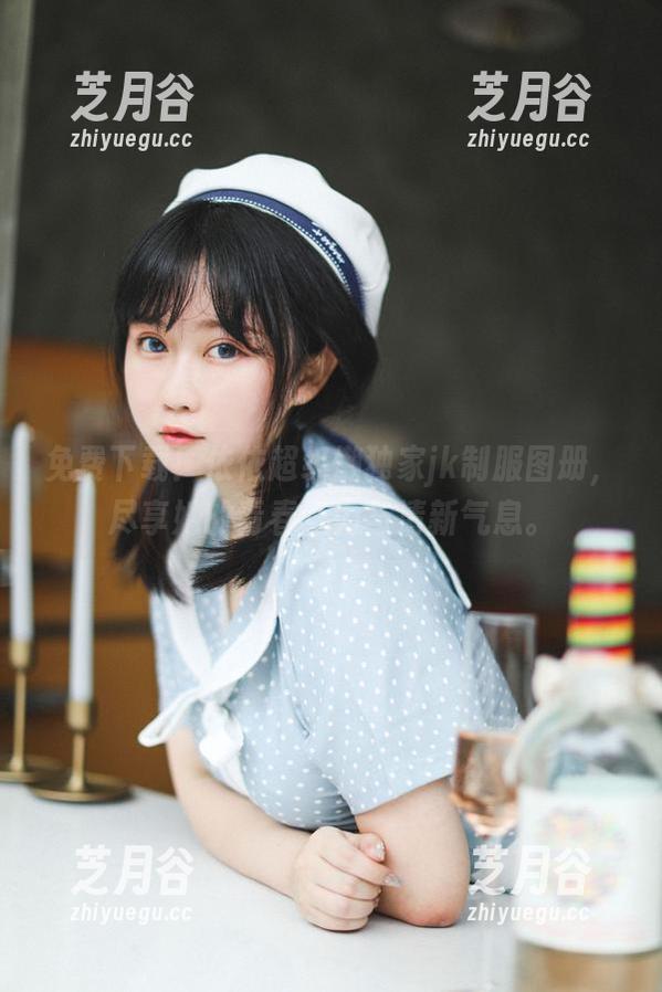 依依超级懒 免费下载!依依超级懒独家jk制服图册,尽享她的青春魅力与清新气息。