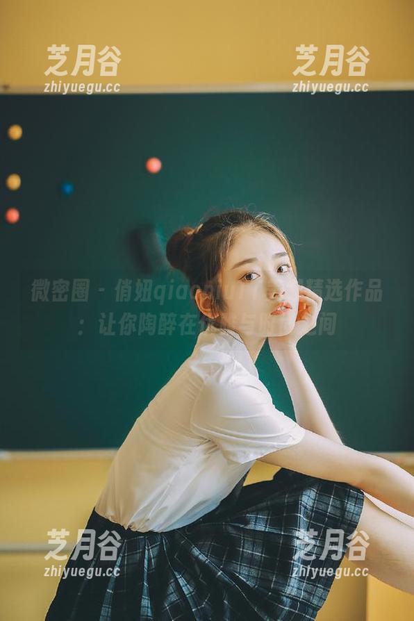 俏妞qiaoniuTT 微密圈 - 俏妞qiaoniuTT美脚精选作品:让你陶醉在优雅与时尚之间