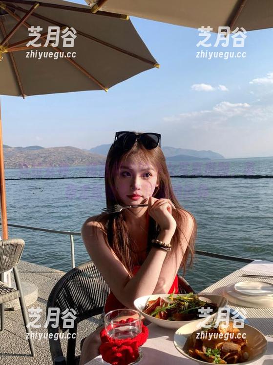 克拉女神-周迪 克拉女神 - 精选周迪的少女写真原图,带你走进她青春洋溢的世界