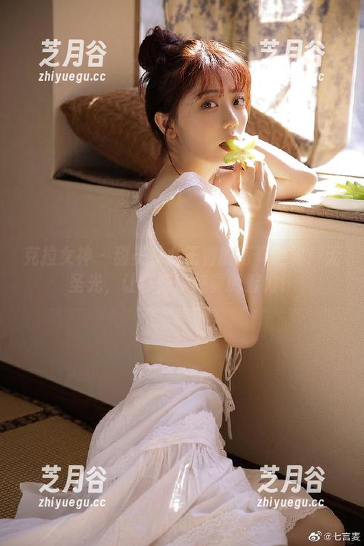 克拉女神-王睿 克拉女神 - 甜美少女王睿的写真世界:无圣光,让你感受纯真的魅力!