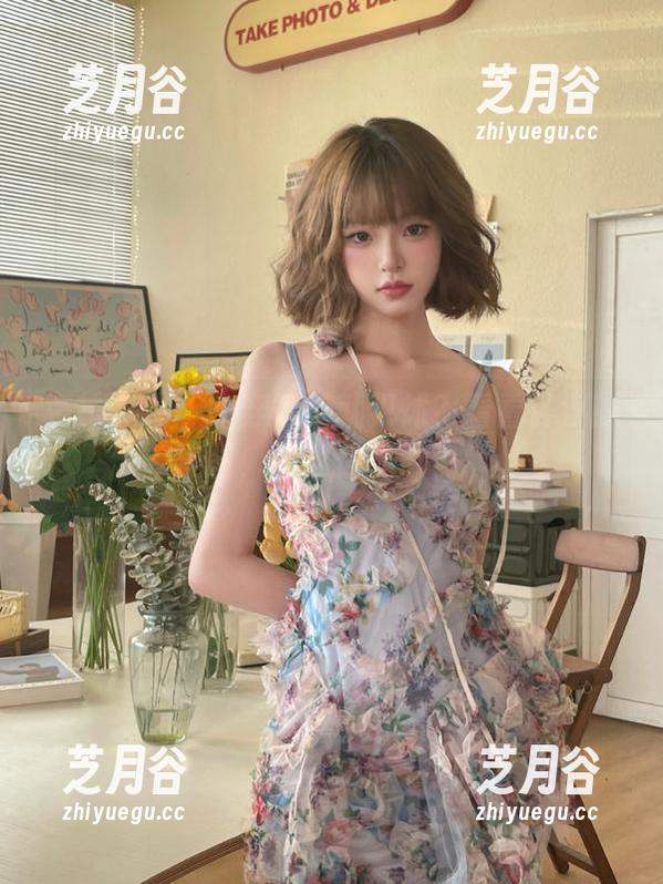 克拉女神 - 一穿短裤就犯怵？看看钟淇的套图，下载后不再怕！