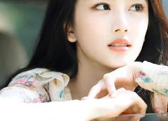 免费下载兔玩映画旗袍萝莉图册，重温唯美传统风情！