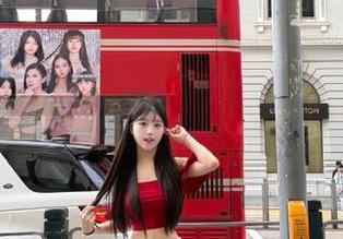 兔玩映画私房泳装合集邀你一起探索那些动人心弦的美丽图片，让人如痴如醉