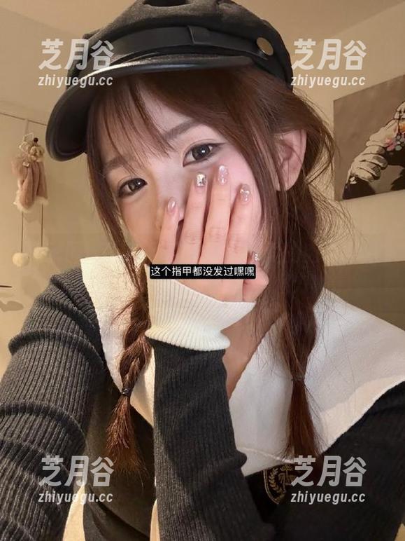 可爱的肉巴 微密圈 - 定制作品展示:可爱的肉巴穿着蕾丝内衣的性感写真魅力
