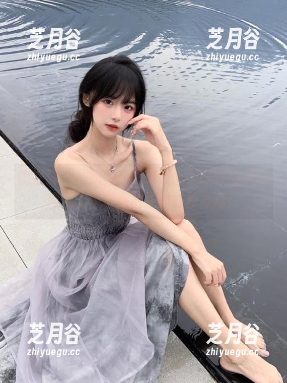 微密圈 - 周妍希照片下载，黑裙红丝系列内购无水印秀出您的时尚态度！