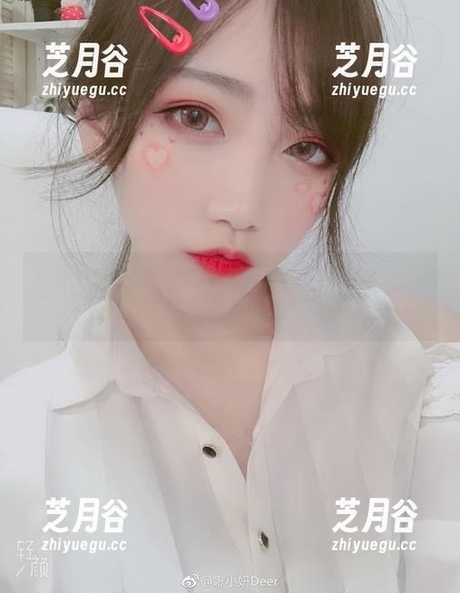 啾小妍与她的女友，带来令人惊艳的cos作品新体验