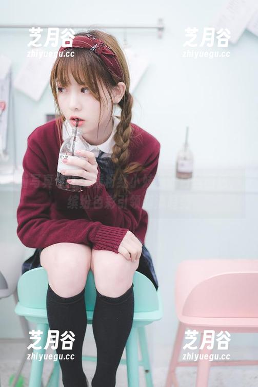 喵写真 喵写真带您观看粉红小妹妹的白丝图包,缤纷色彩引领潮流趋势