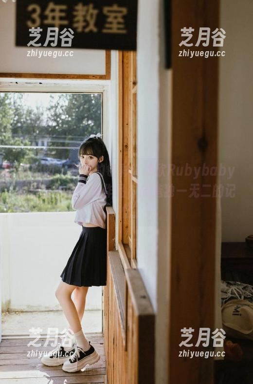 嗲囡囡 - 夏天的色彩：欣欣Rubybaby为你定制的写真作品，创造独一无二的记忆