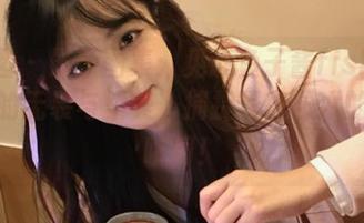 嗲囡囡 – 最新图集：见证鱼子酱fish在白裙中的无畏与柔美，捕捉写真艺术的每一瞬间！