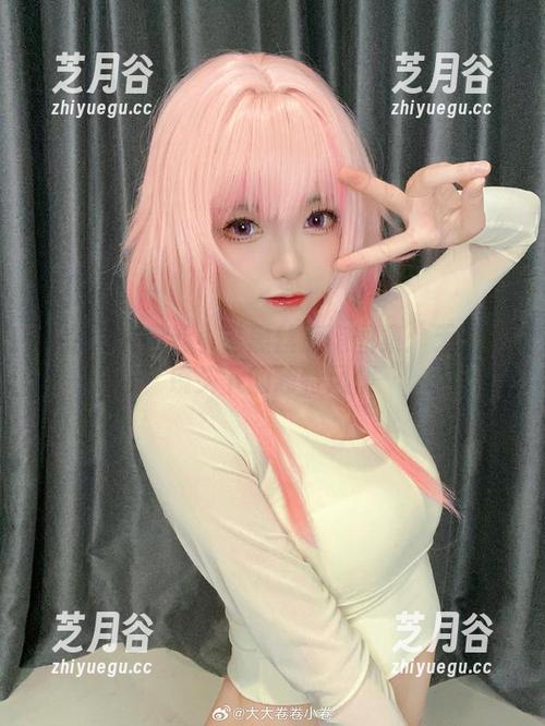 大大卷卷小卷 解密大大卷卷小卷黑丝旗袍图集:无圣光镜头下的独特风情