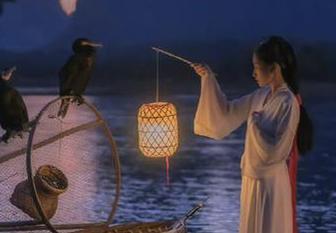 头条女神 – 谁说眼镜不能美？JennyR的图包分享让你焕然一新！