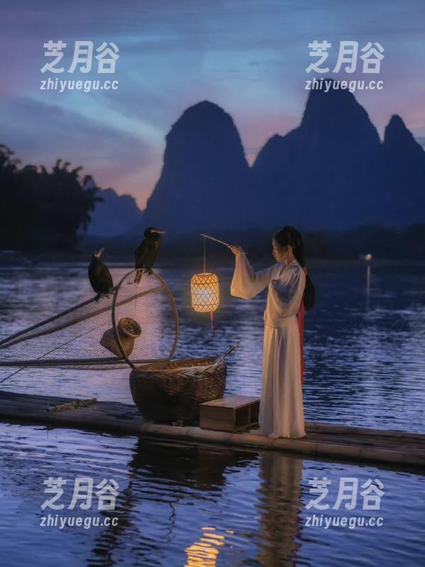 头条女神-JennyR 头条女神 - 谁说眼镜不能美?JennyR的图包分享让你焕然一新!