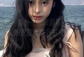 头条女神 – 俞公主的旅拍写真集来了，最新更新展现万千风情