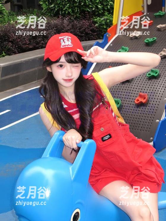 头条女神-信悦儿 头条女神 - 海边的信悦儿高清写真,简直就是你的桌面壁纸救星,轻松提高浏览器好感度!