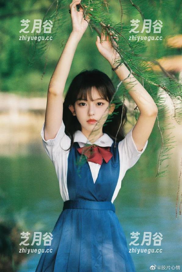 头条女神-李丽莎 头条女神 - 一帘幽梦中的李丽莎,带来高清视觉资源的极致诱惑!