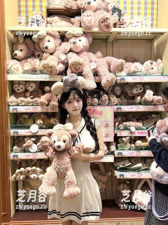 头条女神-李由美 头条女神 - 李由美修女作品全新上线,免费获取你的专属视觉盛宴!