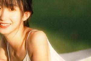 头条女神 – 让纯白照亮你的视觉，筱溪网盘作品分享来啦！