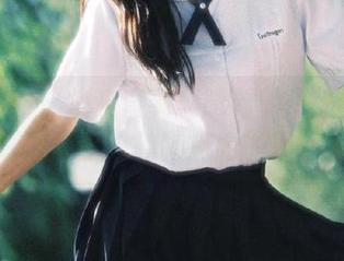 头条女神 – 快来查看莫晓希的最新写真集，展现清纯学妹独特魅力的照片大赏！