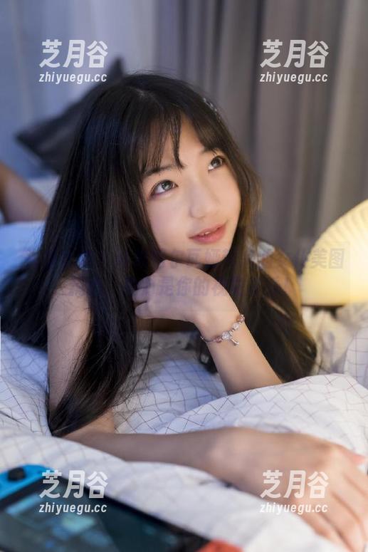 头条女神-阿依努尔瓦娅 头条女神 - 阿依努尔瓦娅带来的女仆美图精选,绝对是你的视觉享受!