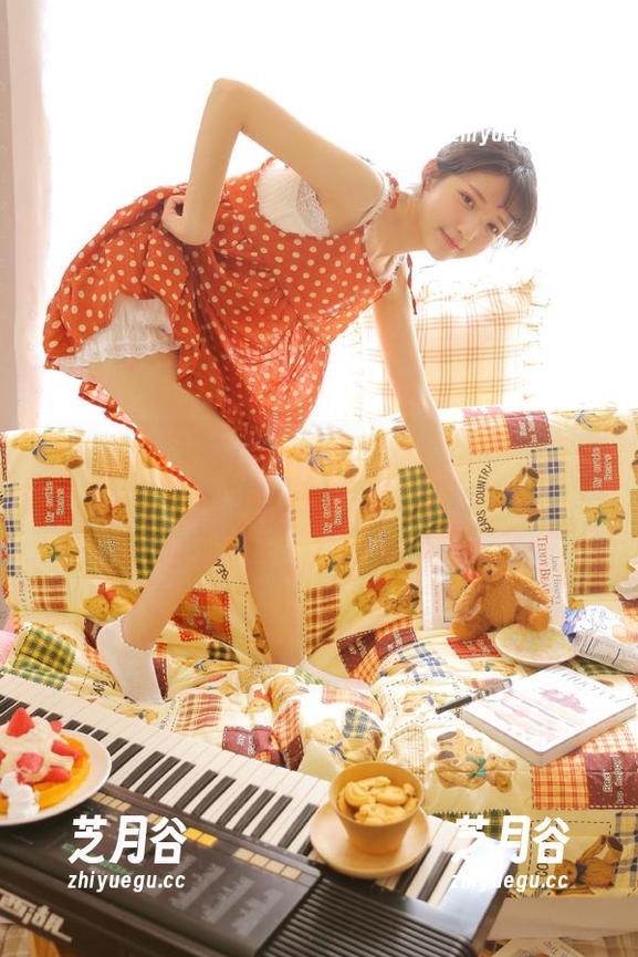 妮是老虎 微密圈 - 与妮是老虎一起探索JK幻想:高清图册挑战你的审美极限!