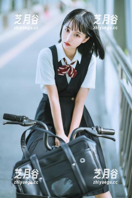 探索姜仁卿(강인경)的厨娘艺术，高清图册尽显甜美厨艺