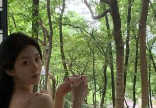 微密圈 – 婉柔yyyy的裸足作品：图集中每一帧都散发清新可爱的气息