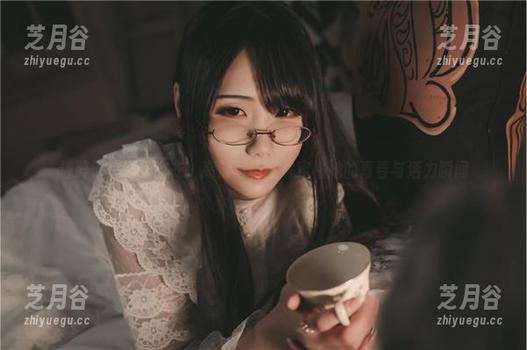 迷醉于嫣嫣子浴衣，高清写真图片定格她的青春与活力瞬间