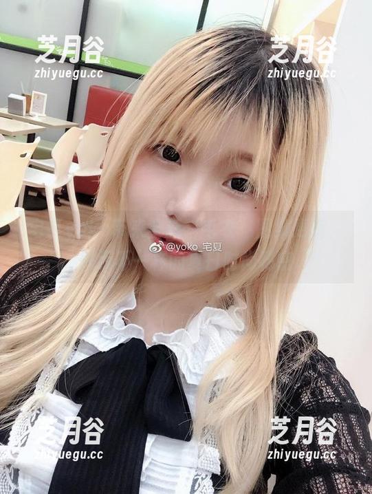 宅夏yoko 宅夏yoko带来全新“毛衣”图集更新,揭示不一样的夏日时尚秘密