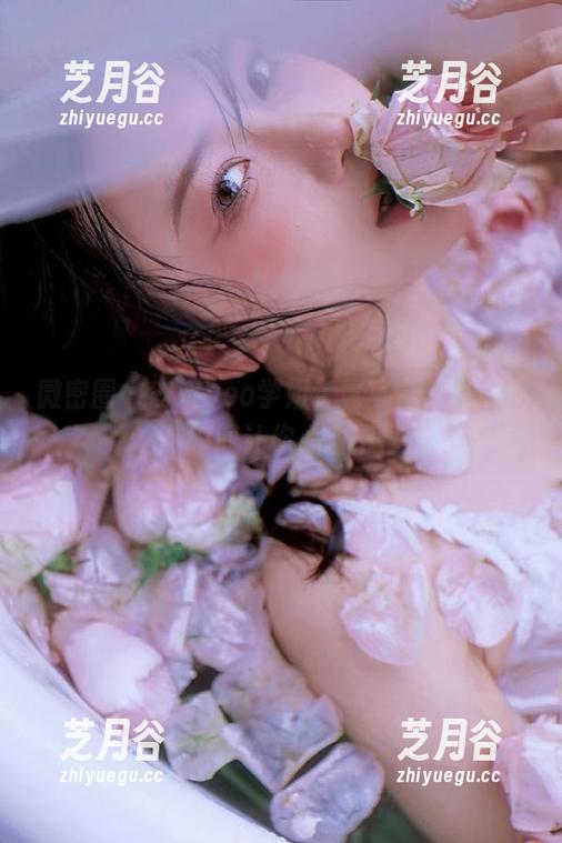 安妮yoo 微密圈 - 安妮yoo学姐专属写真合集,精选瞬间让你心动不已
