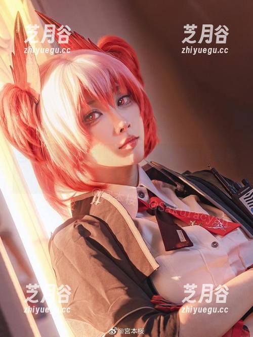 宫本樱 当宫本樱化身毒蛇,美图与作品的完美碰撞,震撼你的视觉!