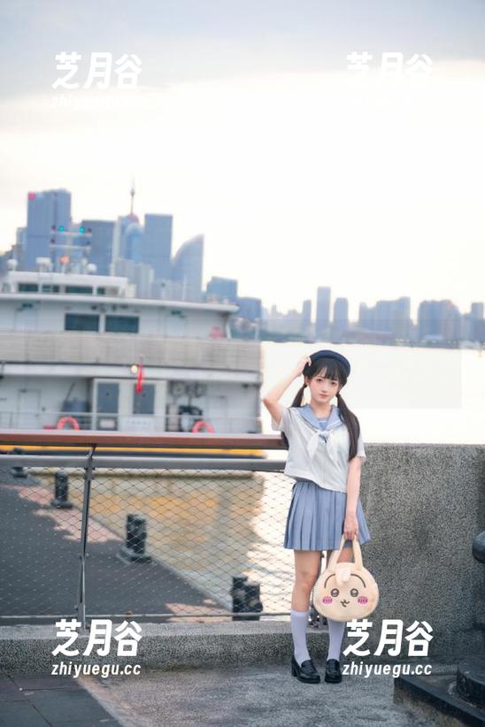 少女秩序 - 千澄的棉袜写真图库：感受生活中的细腻与温暖