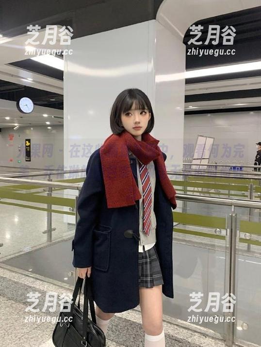 尤果网-乔依琳 尤果网 - 在这些精致礼服中,观看何为完美,乔依琳的图包带你领略无尽的时尚魅力