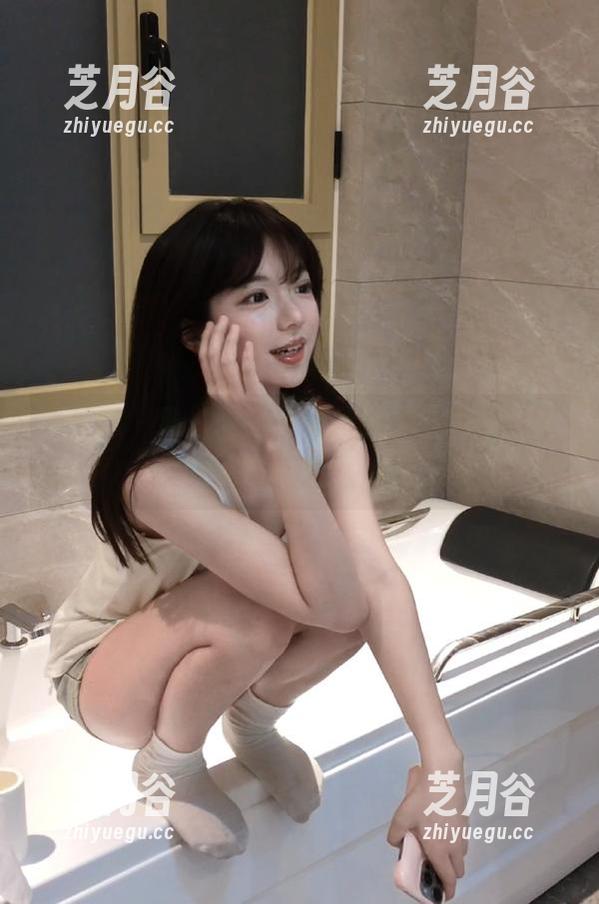 尤果网-叶希 尤果网 - 叶希女孩写真风格多样,赶快下载免费的精彩照片吧!