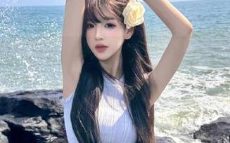 尤果网 – 夏乔清新短裤夏季写真原图资源，一起探索美丽与时尚吧！