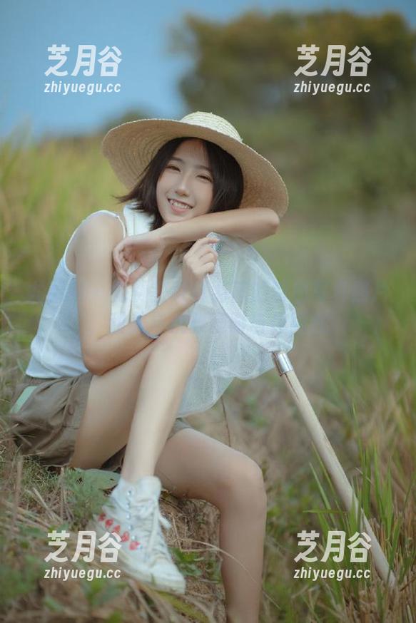 尤果网 - 免费获取慕羽茜的粉色写真照片，甜美与优雅随时与你同在