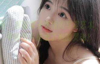 尤果网 – 解锁栗子学姐的写真艺术，原图中的图片描绘了她的灵魂！
