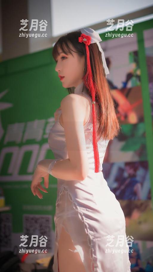 尤物馆-潘琳琳ber 尤物馆 - 潘琳琳ber清纯写真大放送,快来观看这位少女的无邪风采!
