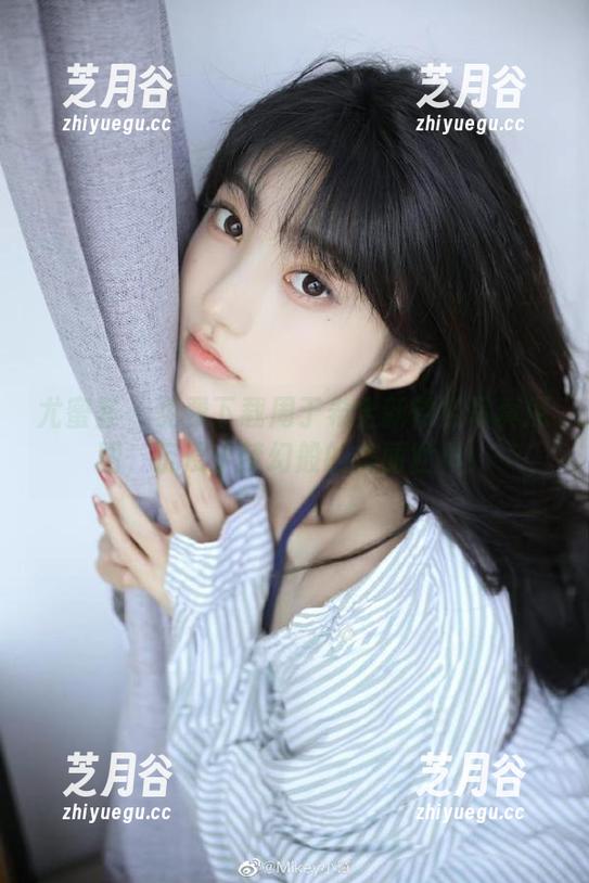 尤蜜荟-周于希 尤蜜荟 - 免费下载周于希全新镂空写真原图,沉浸于梦幻般的美丽世界!