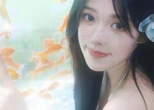 尤蜜荟 – 熊小诺黑丝写真极致魅惑，网盘分享下载更方便！